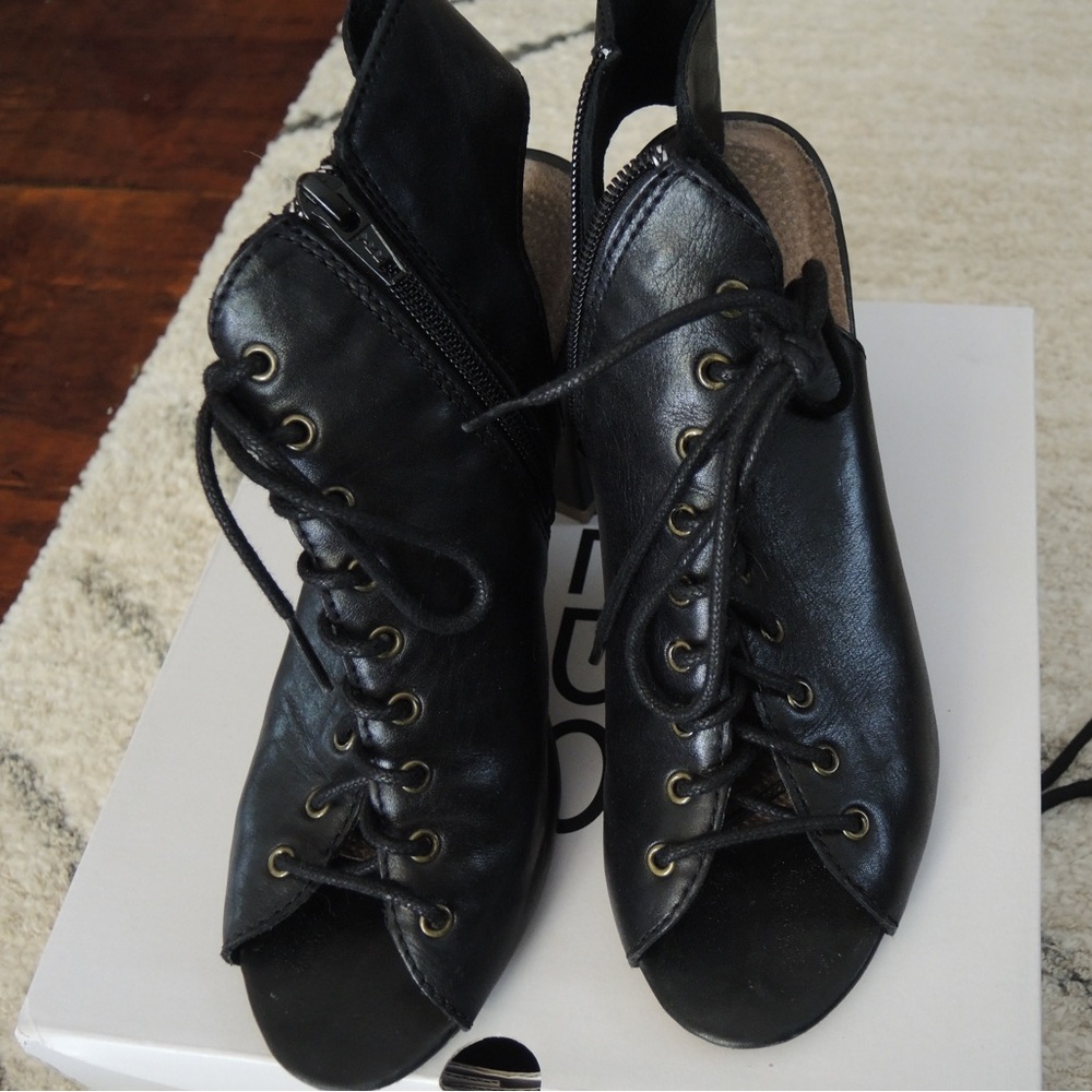 Aldo trorecia open toe bootie